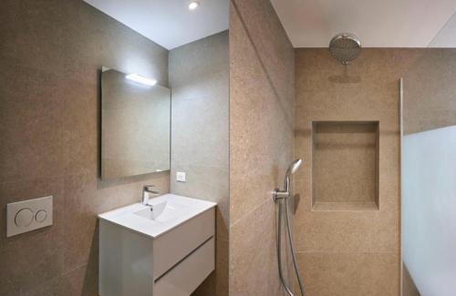 Carre d'Or Apartment | Modern Apartment Nice