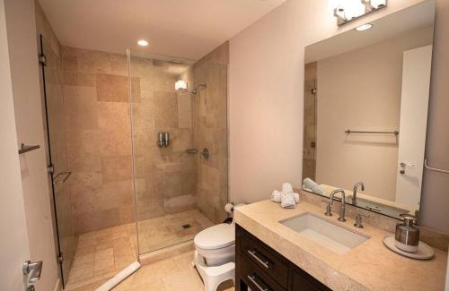 Playa Blanca Apartment | Modern Apartment - Steps to Puntarena Beach Club & Shops - Marina Overlook - Sleeps 10