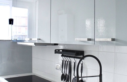 Como Apartment | Modern apartment with astonishing view. 2 mins by foot from city center and lake