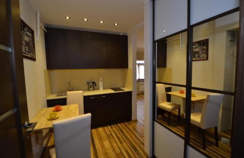 Grizinkalns Apartment | Modern apartment with free parking