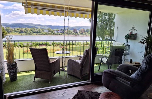 Remagen Apartment | Modern apartment with views of the Rhine and Siebengebirge mountains