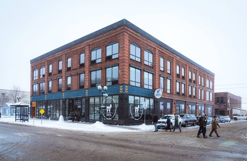 Duluth Apartment | Modern Apt w/Gym, Elevator, Coffee Shop | 225