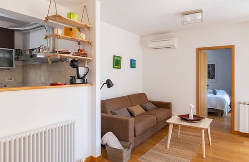 Bacvice Apartment | Modern apt. with terrace, 4 min walk to the beach