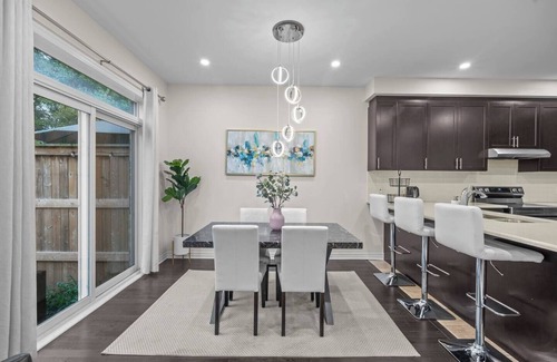 Lakeview House | Modern Beautiful Home w/Private Patio and Balcony