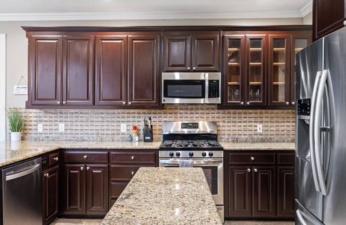 Richardson House | Modern Castle w/Pool + Spa + 3 Gamerooms!
