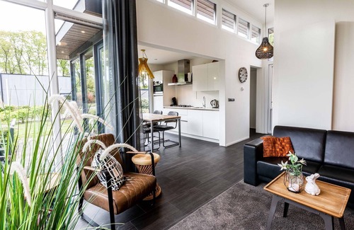 Lunteren Ski Chalet | Modern chalet close to De Veluwe