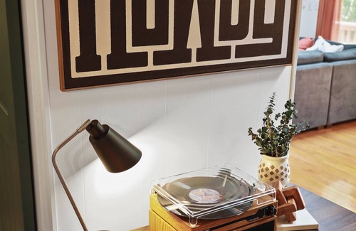 Basye Cabin | Modern Chalet with Hot Tub, Fire Pit & Mountain Views in Basye, VA