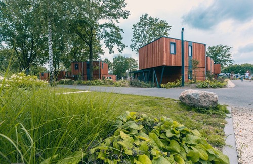 Kaatsheuvel Ski Chalet | Modern chalet with 2 bathrooms, near De Efteling