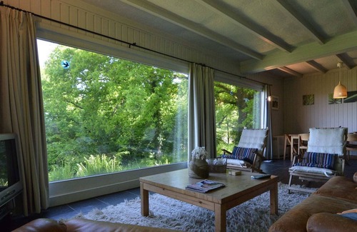Humain Ski Chalet | Modern Chalet with Private Tennis Court in Humain