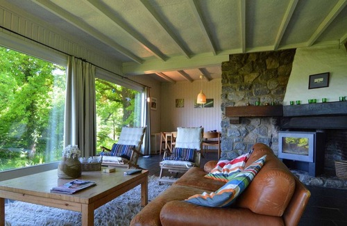 Humain Ski Chalet | Modern Chalet with Private Tennis Court in Humain