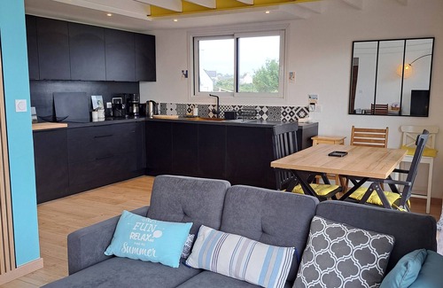 Plouhinec Ski Chalet | Modern chalet with sea view