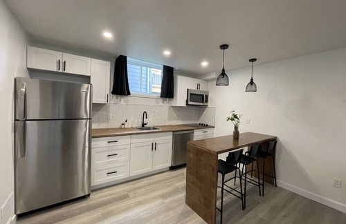 Ilderton Apartment | Modern, Clean and Cozy Brand New Studio Apartment