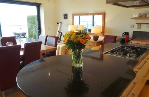 Seasalter House | Modern Coastal House near Whitstable with Spectacular Sea Views