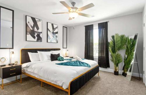 Clarksville House | Modern Comforts in Clarksville