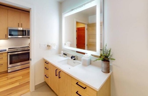 Tamarack Resort Condo | Modern Condo | Juliette Balcony