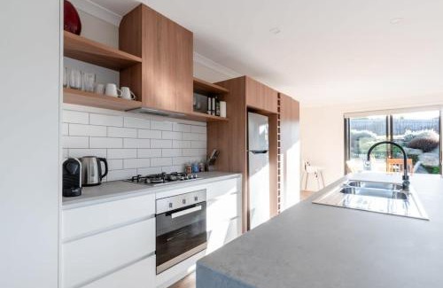 Newstead House | Modern & Convenient in Newstead