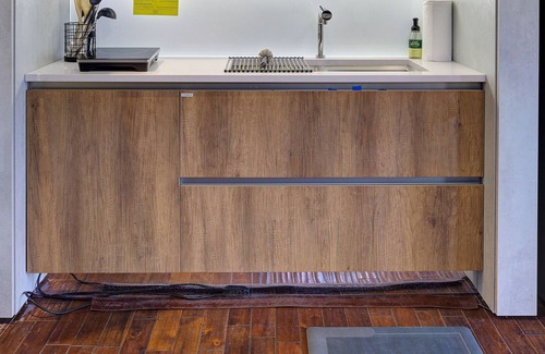 Winter Gardens Cottage | Modern Cottage Getaway !