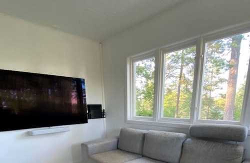 Arsta Havsbad Cottage | Modern cottage in Årsta Havsbad