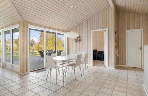 Grevinge House | Modern Cottage In Scenic Natural Setting