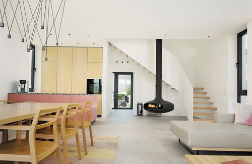 Edelschrott Ski Chalet | Modern design and lots of glass meet forests, meadows, mountains and lakes!