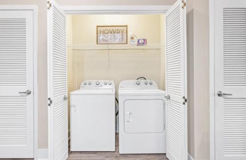 Five Points South Apartment | Modern Downtown Apartment