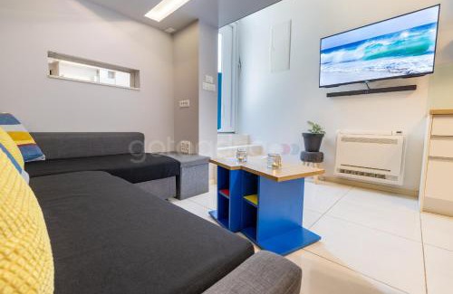 Gorinka Apartment | Modern Duplex Studio Tommy
