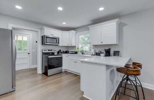 Simpsonville House | Modern Farmhouse in Downtown Simpsonville, SC