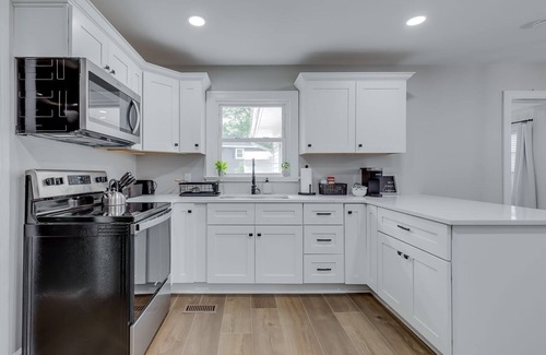 Simpsonville House | Modern Farmhouse in Downtown Simpsonville, SC