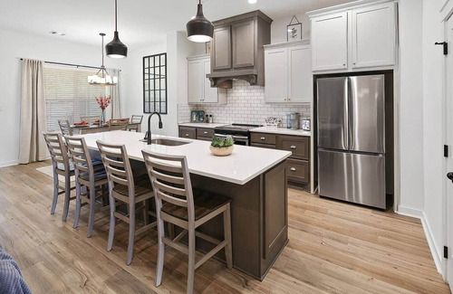 College Station House | Modern Farmhouse Living @ Oakmont - 3Bed/3Bath