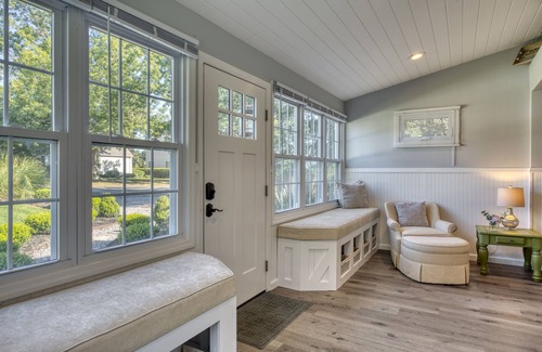 Mattituck House | Modern Farmhouse Steps to Beach and Love Lane