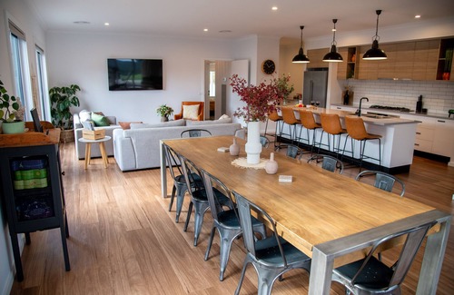Myrtleford House | Modern Federation Style home in town centre