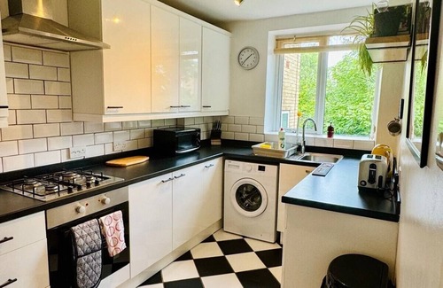 Nunhead Apartment | Modern Flat at Selden House
