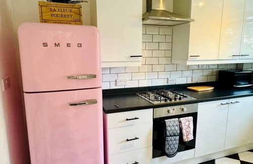 Nunhead Apartment | Modern Flat at Selden House