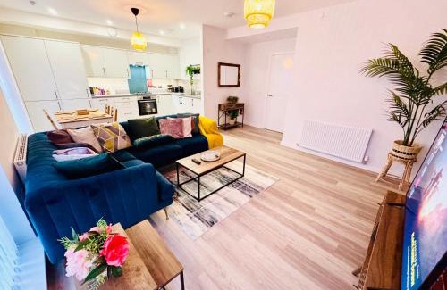 Glasgow Apartment | Modern Flat in Glasgow City FREE Parking & Wifi