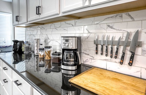 Summerlin House | Modern, Fully Renovated 4 Bedroom House