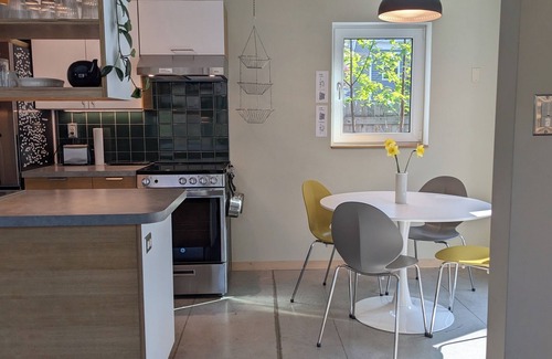 Munjoy Hill House | Modern Guest House + garden patio on Munjoy Hill
