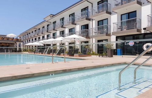 Inglewood House | Modern Guest Room Ideal for Family Stay | Close to SoFi Stadium