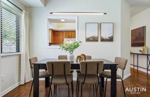 Clarksville House | Modern Haven with King Suite and Impeccable Location