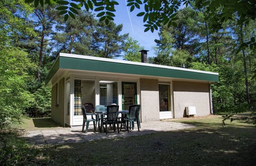 Dwingeloo House | Modern Haystack Home