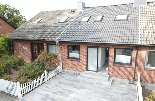 Westerholz House | Modern, high-quality furnished house in a cul-de-sac location!