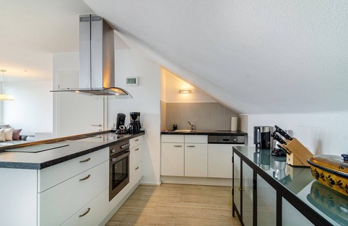 Meersburg Apartment | Modern holiday apartment with lake and Alpine views, Wi-Fi and balcony