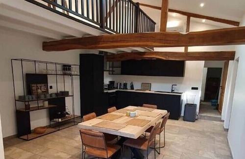 Peyrusse-Grande House | Modern Holiday Home in Le Gers with Private Pool