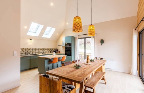 Peyragudes House | Modern Home for 8 with WiFi, Garage, Near Loudenvielle Ski, Bike, Hike