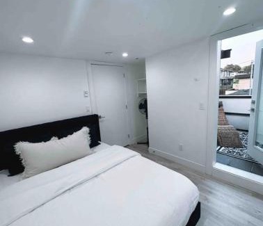 Vancouver South House | Modern Home in Vancouver close to Downtown and Airport