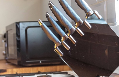 Stoke-on-Trent House | Modern home near Stoke city stadium