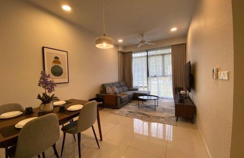 Kuala Lumpur Apartment | Modern Home Urban Lifestyle KL East Mall-Wifi-Netflix-WasherDryer-The Ridge