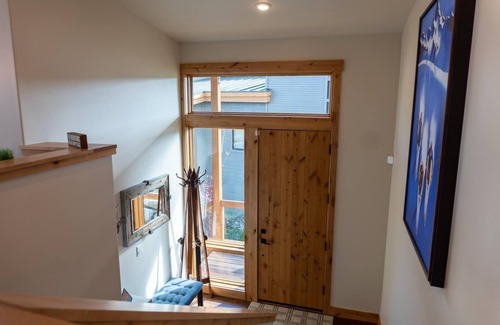 Silverthorne House | Modern Home with Pool, Gym, Hot Tubs