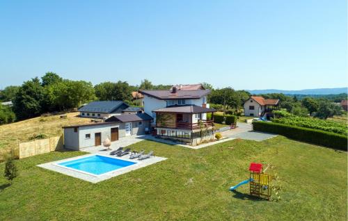 Popovaca House | Modern Home With Pool And View