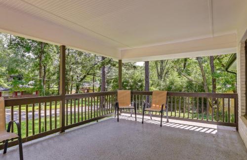 Belvedere Park House | Modern Home with Yard Near ATL Attractions!