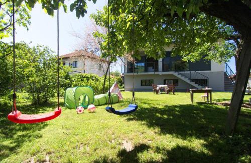 Zenica-Doboj Canton House | Modern House in Visoko